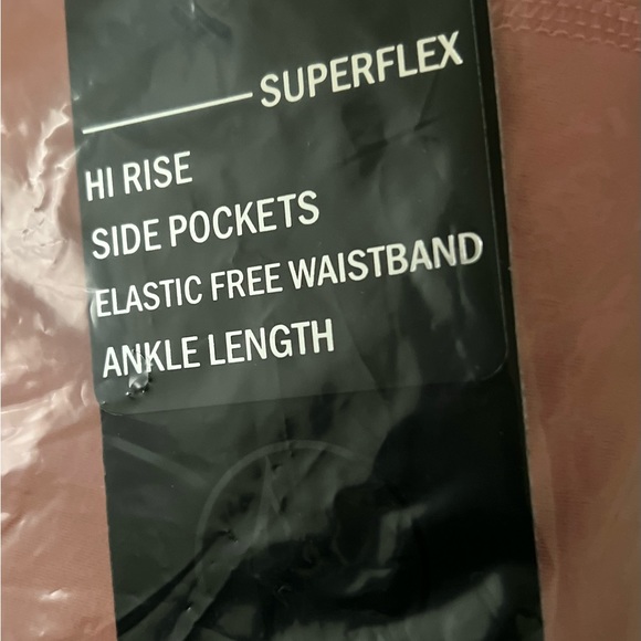 90 Degrees by Reflex High Rise Elastic Free Pocket Ankle Leggings - Picture 5 of 7